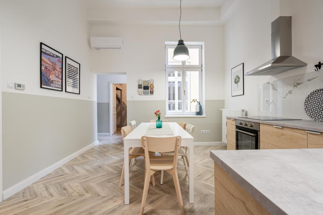 Atmos Glare Apartment Budapest Exterior foto