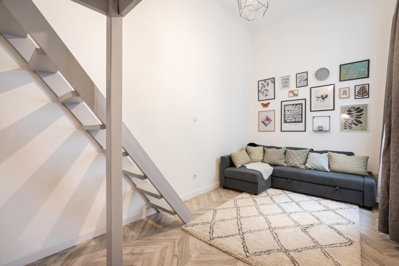 Atmos Glare Apartment Budapest Exterior foto